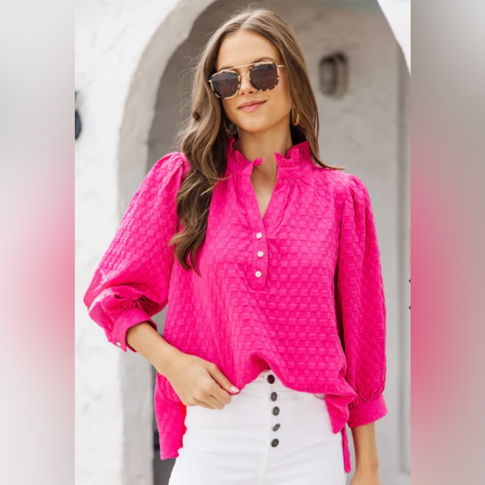 Fuchsia Hot Pink 3/4 Sleeve Shirt | Textured Knit | Ruffled V-Neck | M | NWT - Picture 4 of 9